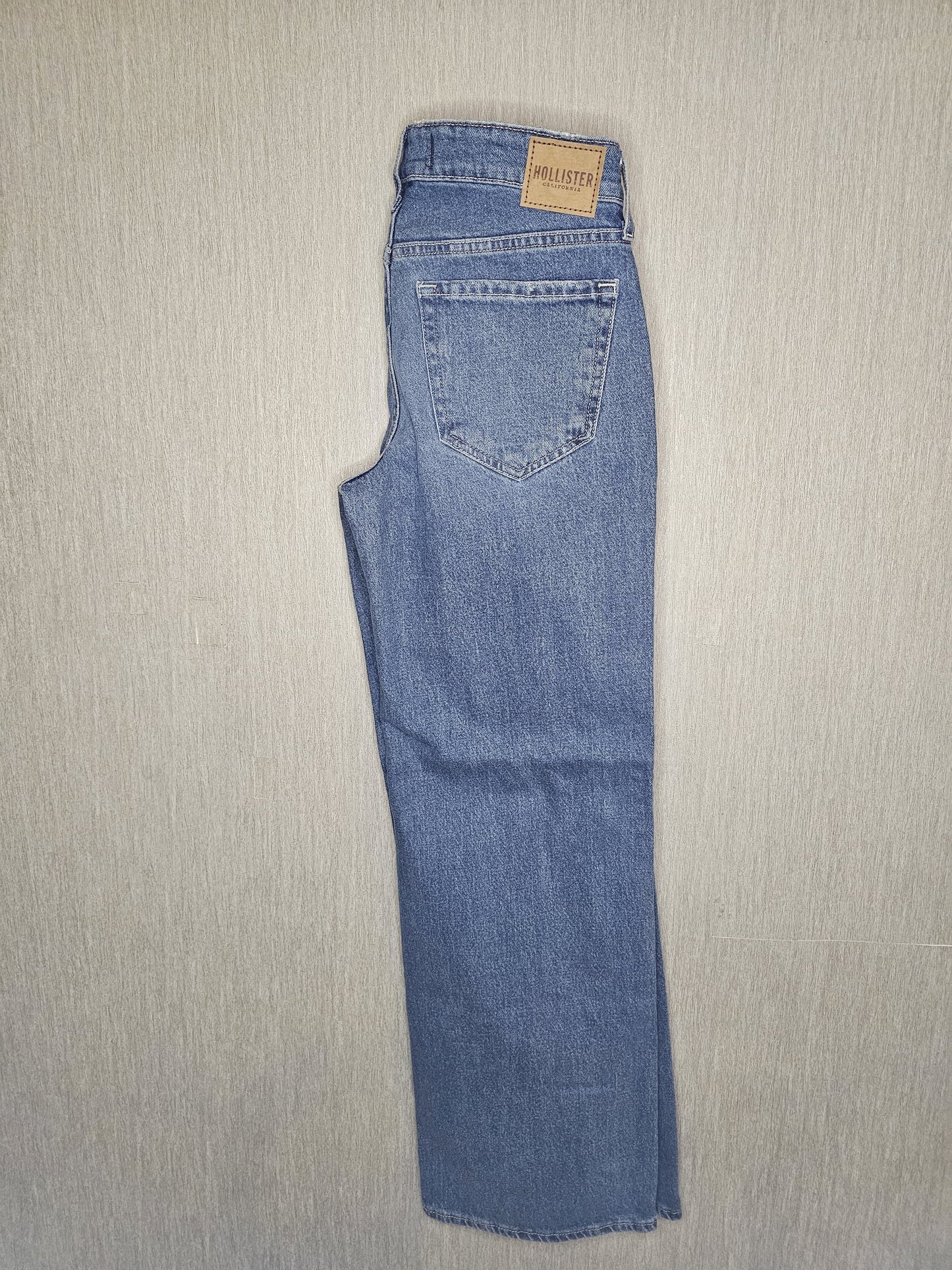Hollister Dama