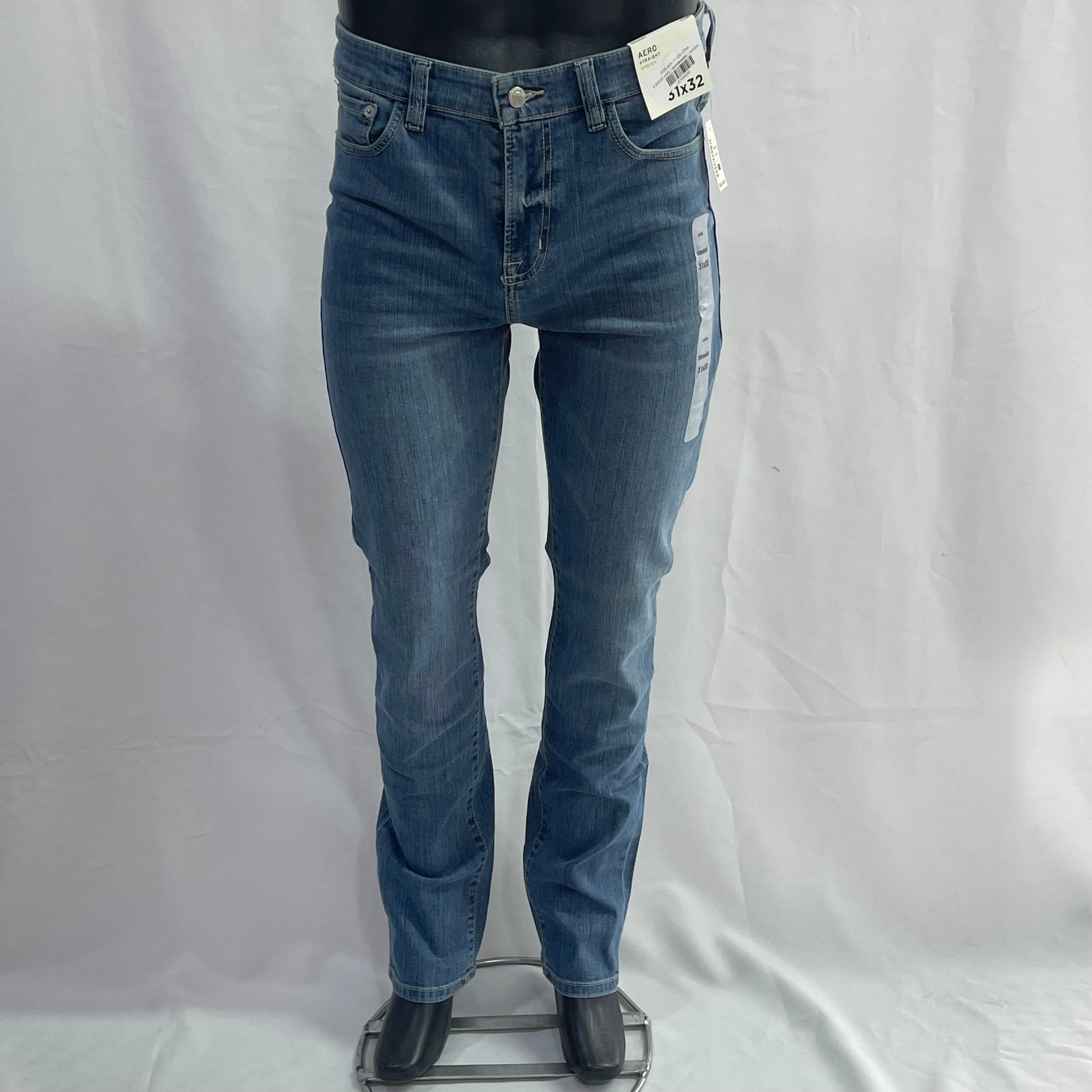 Aeropostal STRAIGHT Jeans Caballero
